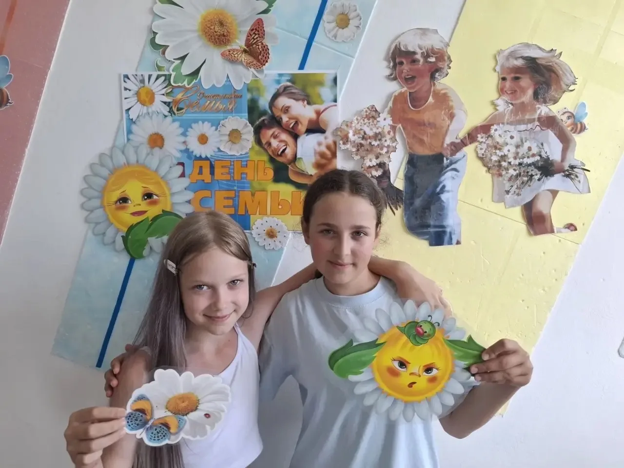 🌟 Творчество, дружба и семейные ценности!🌟

Как отметить День семьи, любви и верности в лагере? Сд