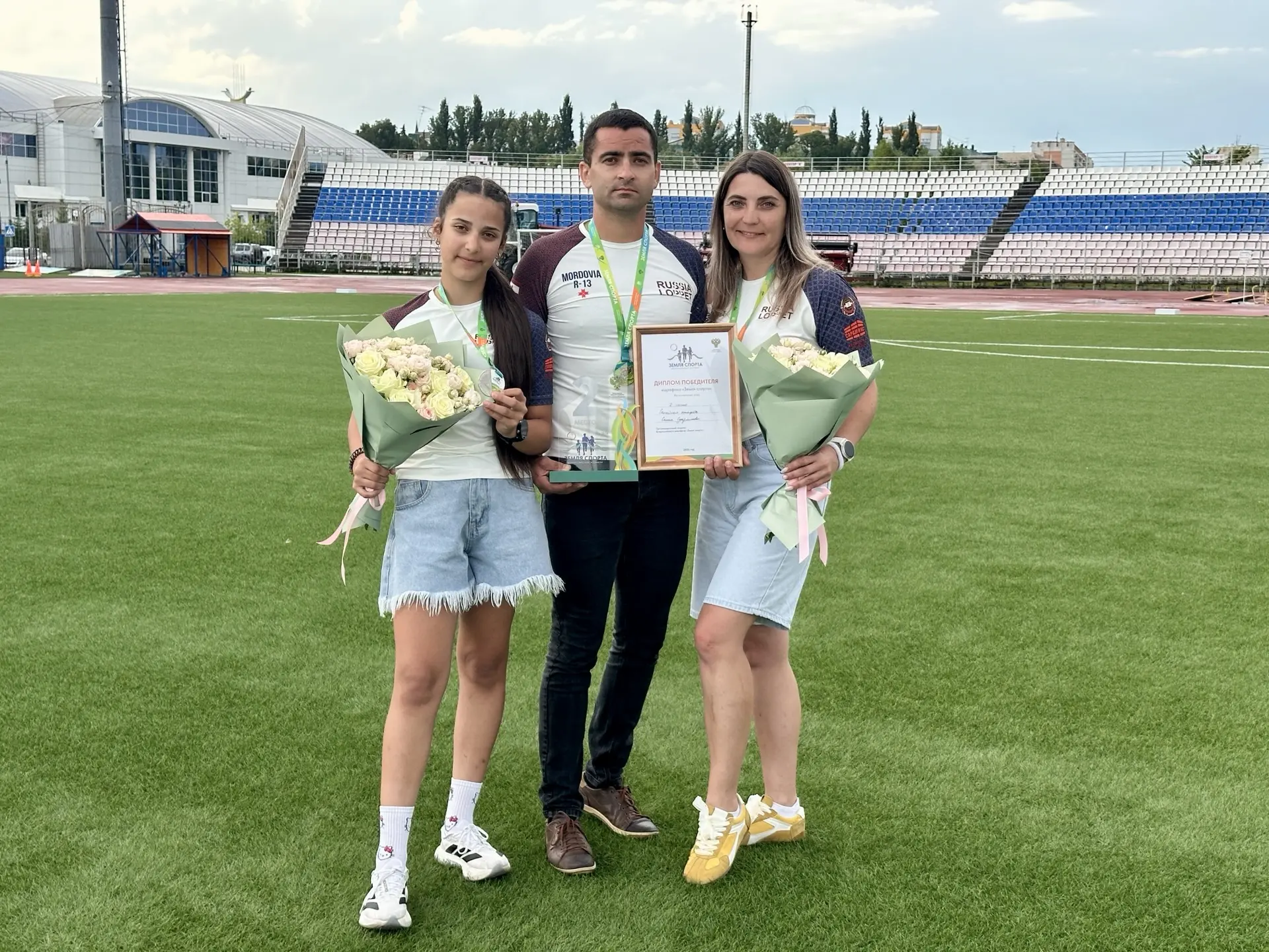 «Земля спорта» собрала лучших, 
а Чамзинский район показал характер!

В эти выходные стадион «Старт»
