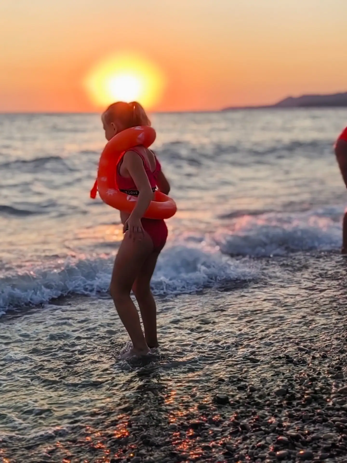 #ТУАПСЕ #АГОЙ  Где море пахнет свободой, а горы шепчут истории... Тысячи отелей говорят «у нас комфо