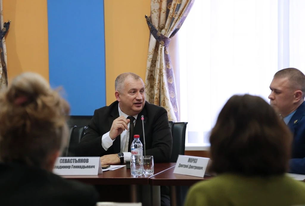 ПРОШЛО ОЧЕРЕДНОЕ ЗАНЯТИЕ ШКОЛЫ ПРАВ ЧЕЛОВЕКА ПРИ КРАЕВОМ ОМБУДСМЕНЕ Очередное занятие Школы прав чел