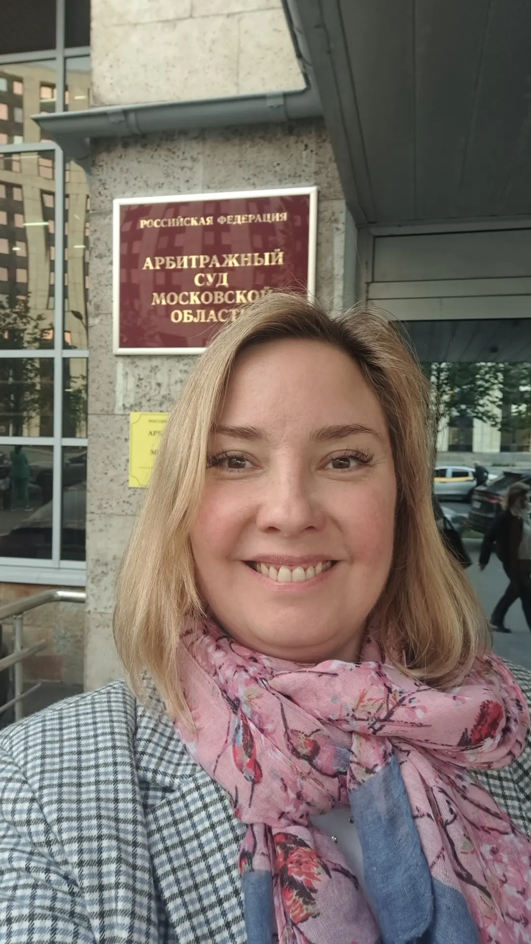 Иск о взыскании по договору подряда удовлетворили частично, снизили только юр.услуги.