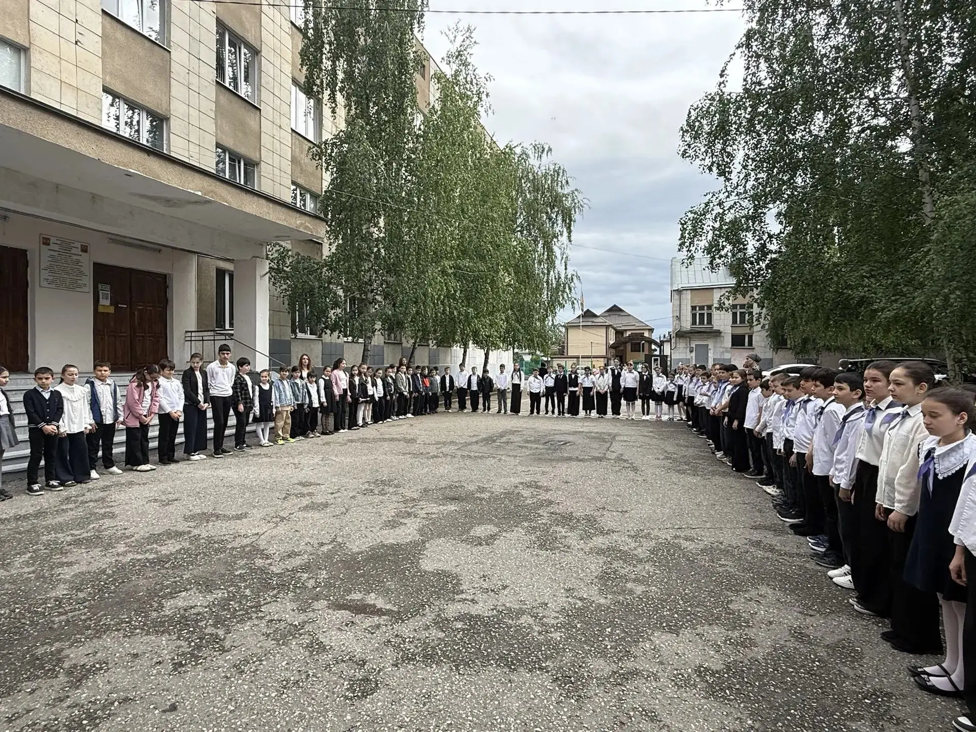 💥Сегодня в нашей школе прошла торжественная линейка, посвящённая окончанию 4 класса. Э...