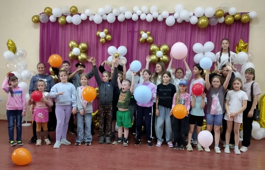 🏡1 июня, в Международный день защиты детей, в Южаковском Доме Культуры прошло по-настоящему яркое с