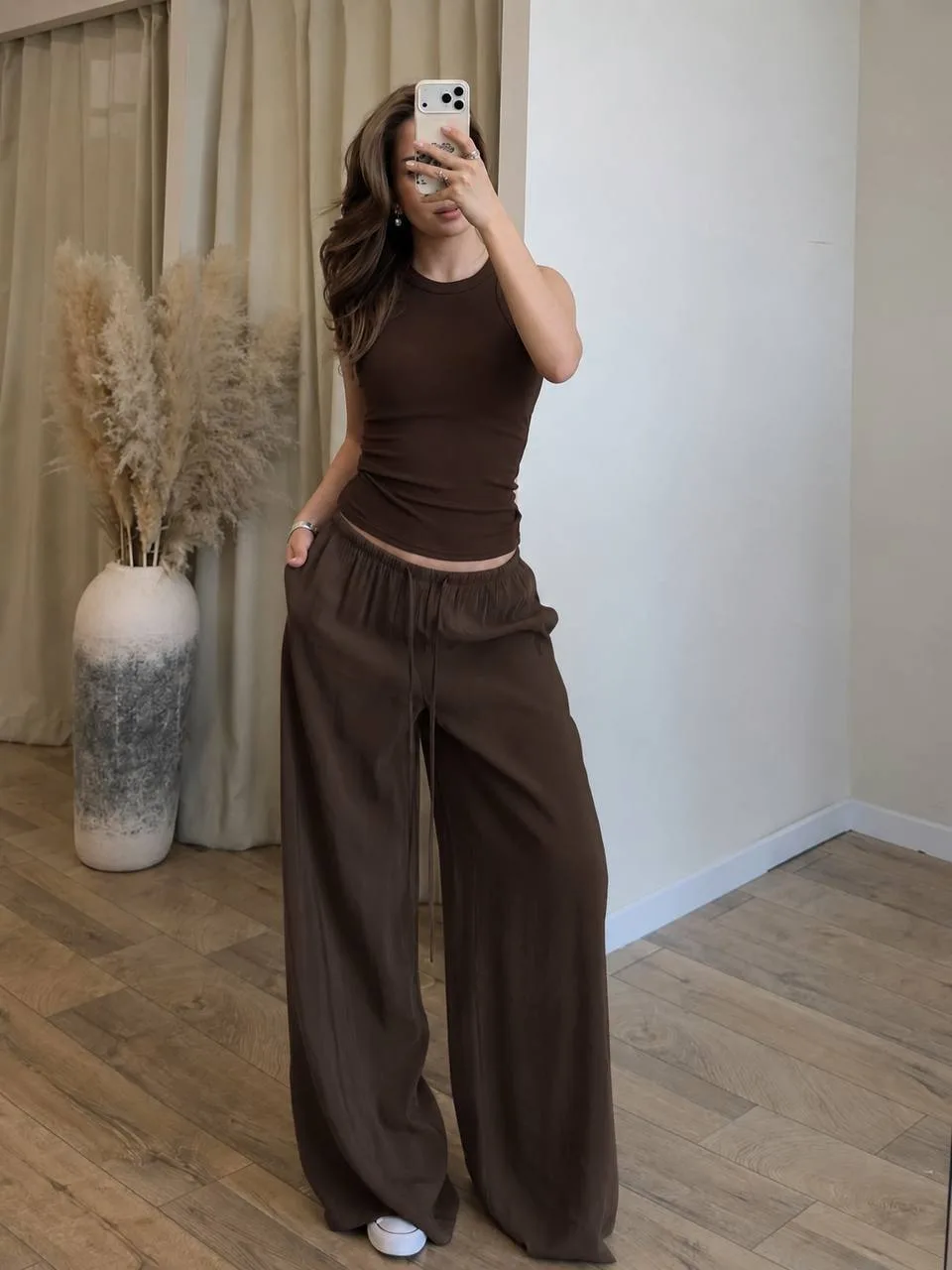 Linen Flow брюки Wide Leg 🤍

Лёгкие льняные брюки свободного кроя на комфортной резинке. Идеальная 