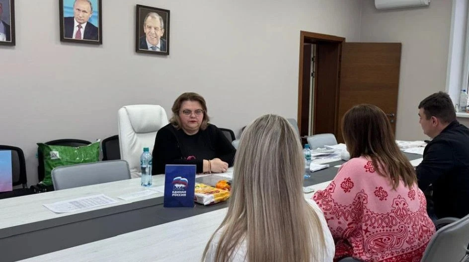 Депутат фракции «Единая Россия» Елена Артеменко провела плановый личный приём граждан в...