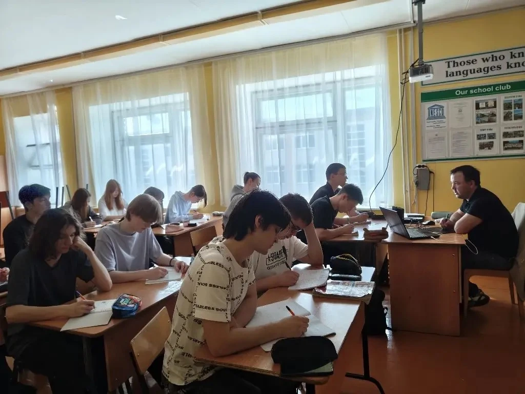 18 апреля в гимназии царила атмосфера активной подготовки к будущему. В рамках "Умной субботы" для н