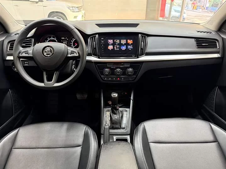 🚨🇨🇳Так же нашли два варианта на Skoda Kamiq в классической версии (не GT):   — 1.5л., 112л.с.. атмо,