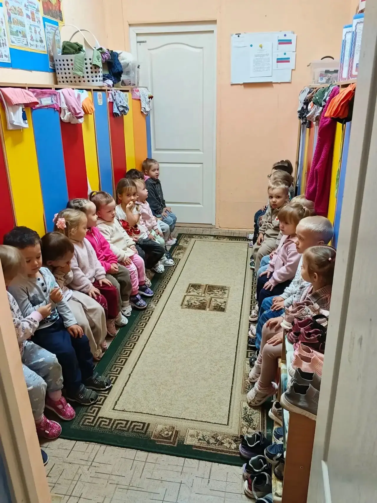 🗓️Сегодня 18 августа в нашей Золотой 🐠 как и во всех образовательных учреждениях наше...