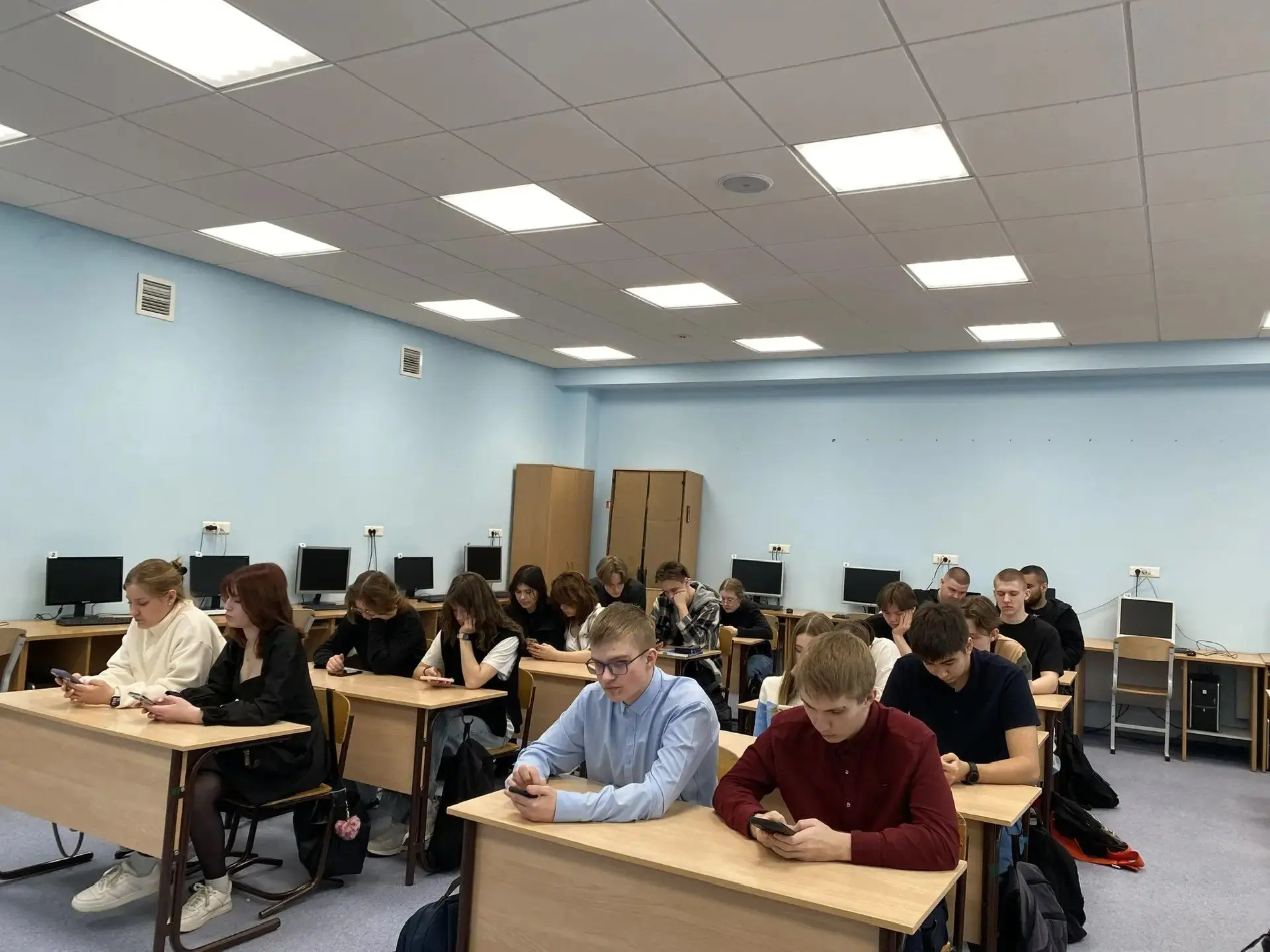 Сегодня в рамках региональной акции «Дни единого информационного пространства ЕГЭ в Югре в 2026 году