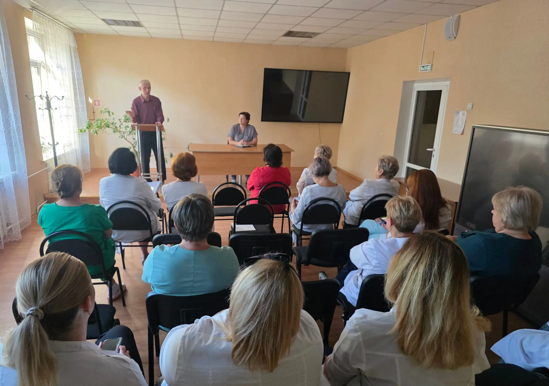 В Специализированном доме ребенка г.Донецка "Родничок" прошло занятие по антитеррористи...