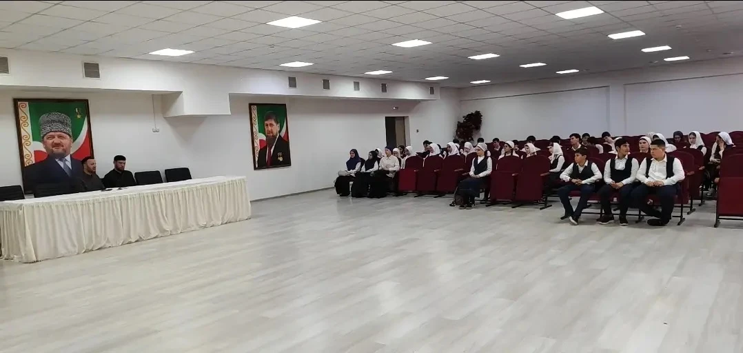 В нашей школе прошёл час истории, посвящённый событиям Великой Отечественной войны.