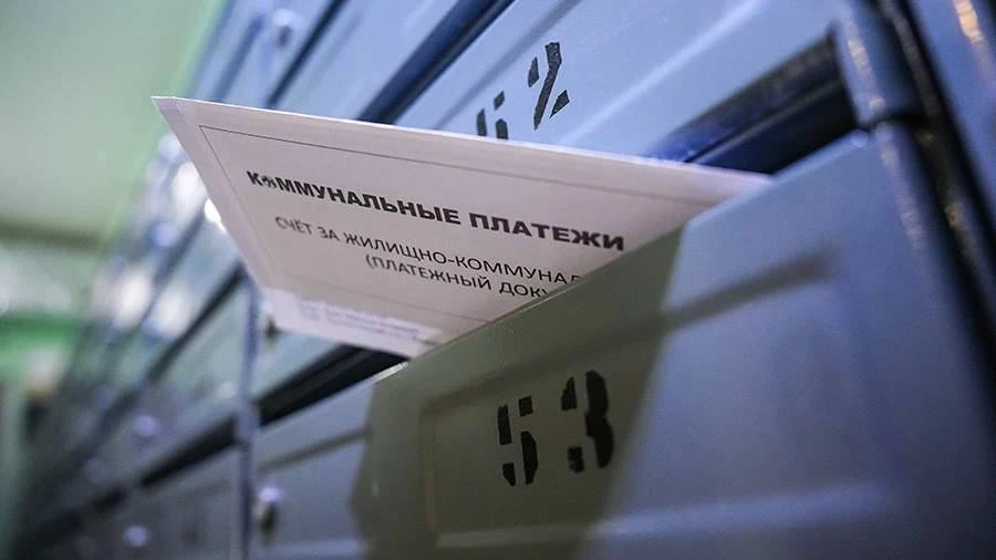 Директор УК Лебедев: резкий рост платежей за ЖКУ связан с накоплением факторов