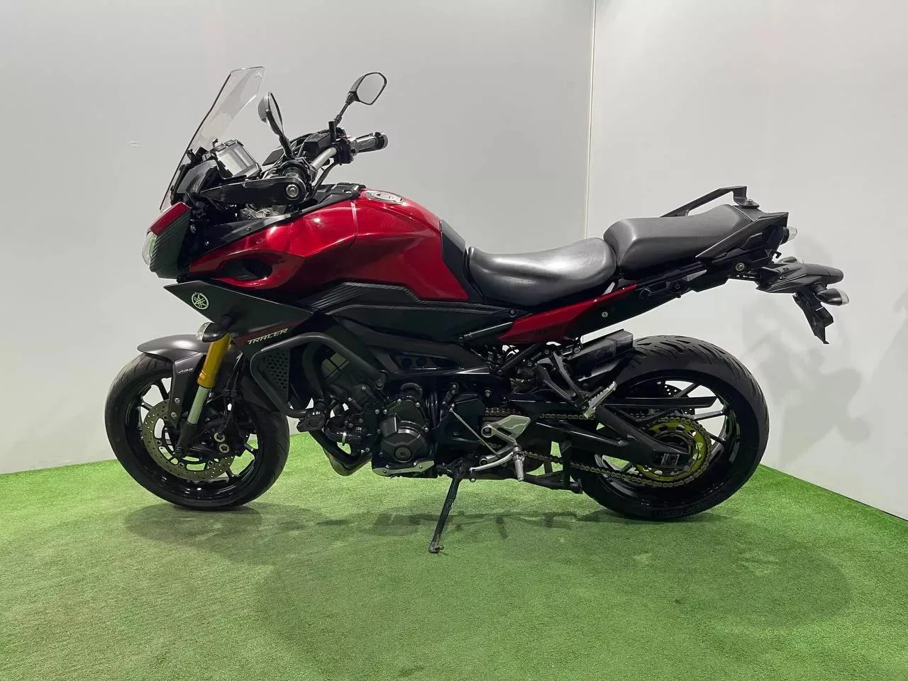 YAMAHA MT-09 TRACER в наличии во Владивостоке   Характеристики:  - 2015 год - объем 850 см3 - Аукцио