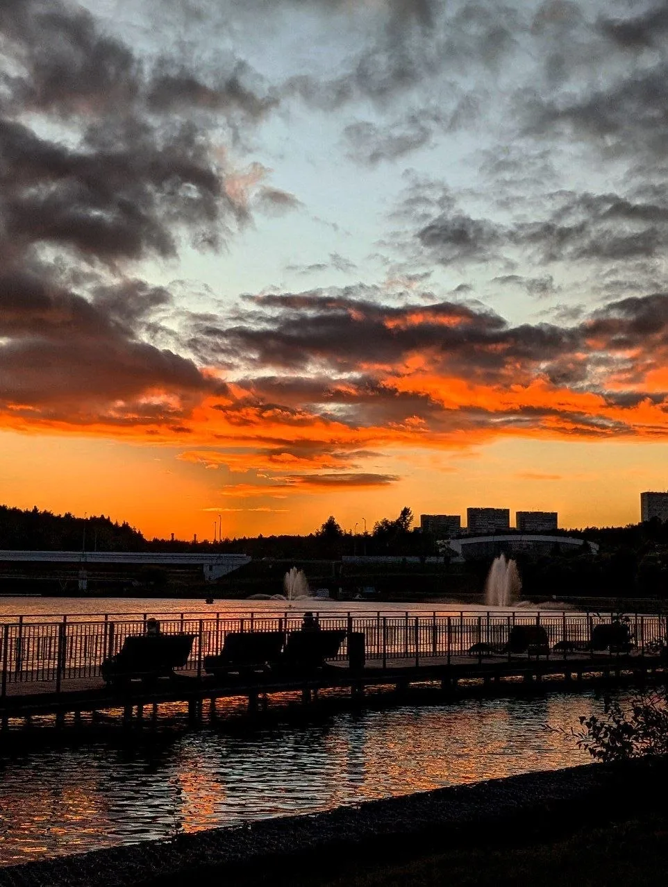 🌅 Прекрасный закат в Зеленограде сегодня