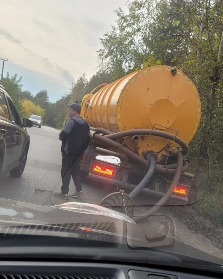 🚫Борьба с «черными ассенизаторами». Если Вы стали свидетелем незаконного слива отходов в канализацио
