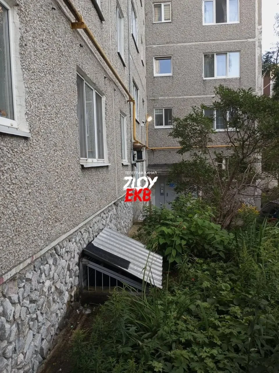 УК Октябрьского р-на на протяжении 3 месяцев не реагирует на сообщения жильцов по ул. Мичурина, 216 