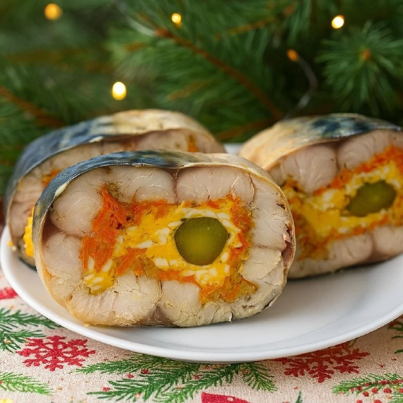 ЦАРСКИЙ РУЛЕТ ИЗ СКУМБРИИ — ФАРШИРОВАННАЯ ЗАКУСКА
