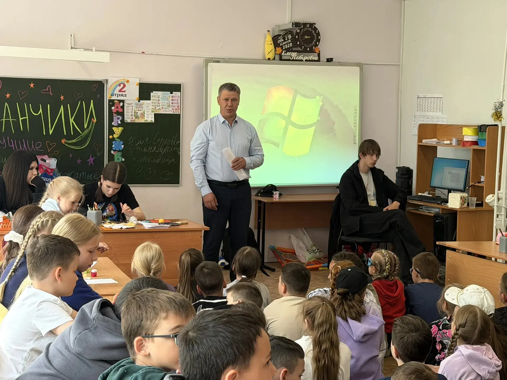 Сегодняшний день в лагере прошёл не только увлекательно, но и с большой пользой для безопасности реб