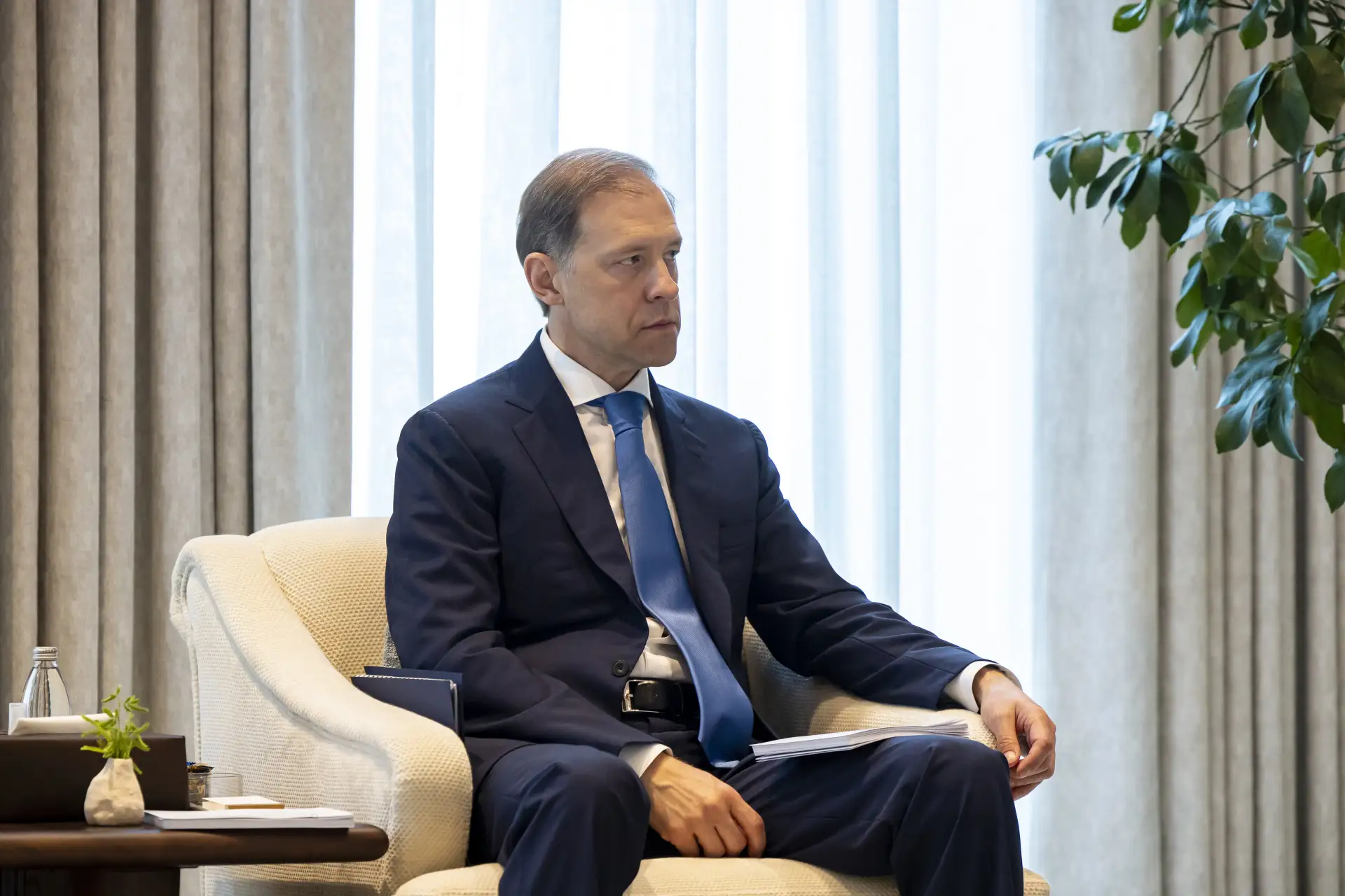 Денис Мантуров встретился с Президентом ОАЭ Мухаммедом бен Заидом Аль Нахайяном   🇷🇺🇦🇪Стороны обсуди
