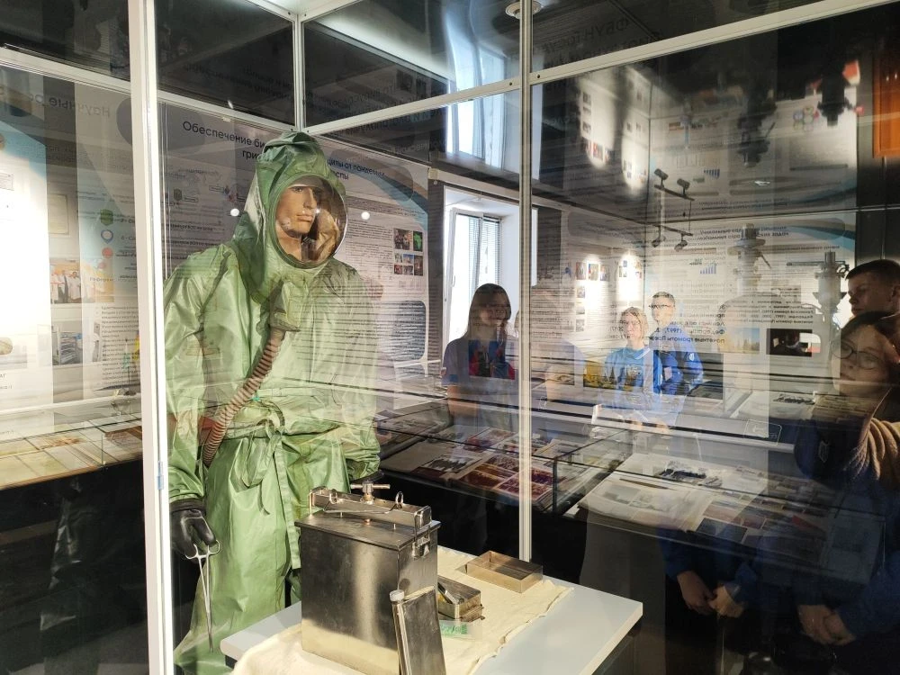 🔬17-го марта ученики 7М класса вместе с классным руководителем Ященко Е.А. посетили музей Государств