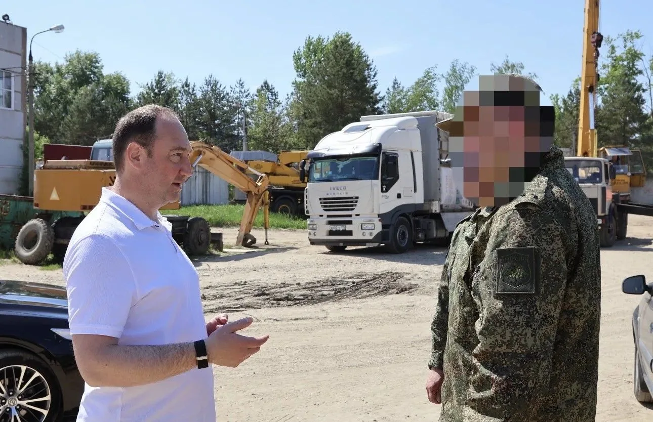 📦 Глава округа Сергей Мужальских передал очередную партию гуманитарной помощи участникам СВО  В горо