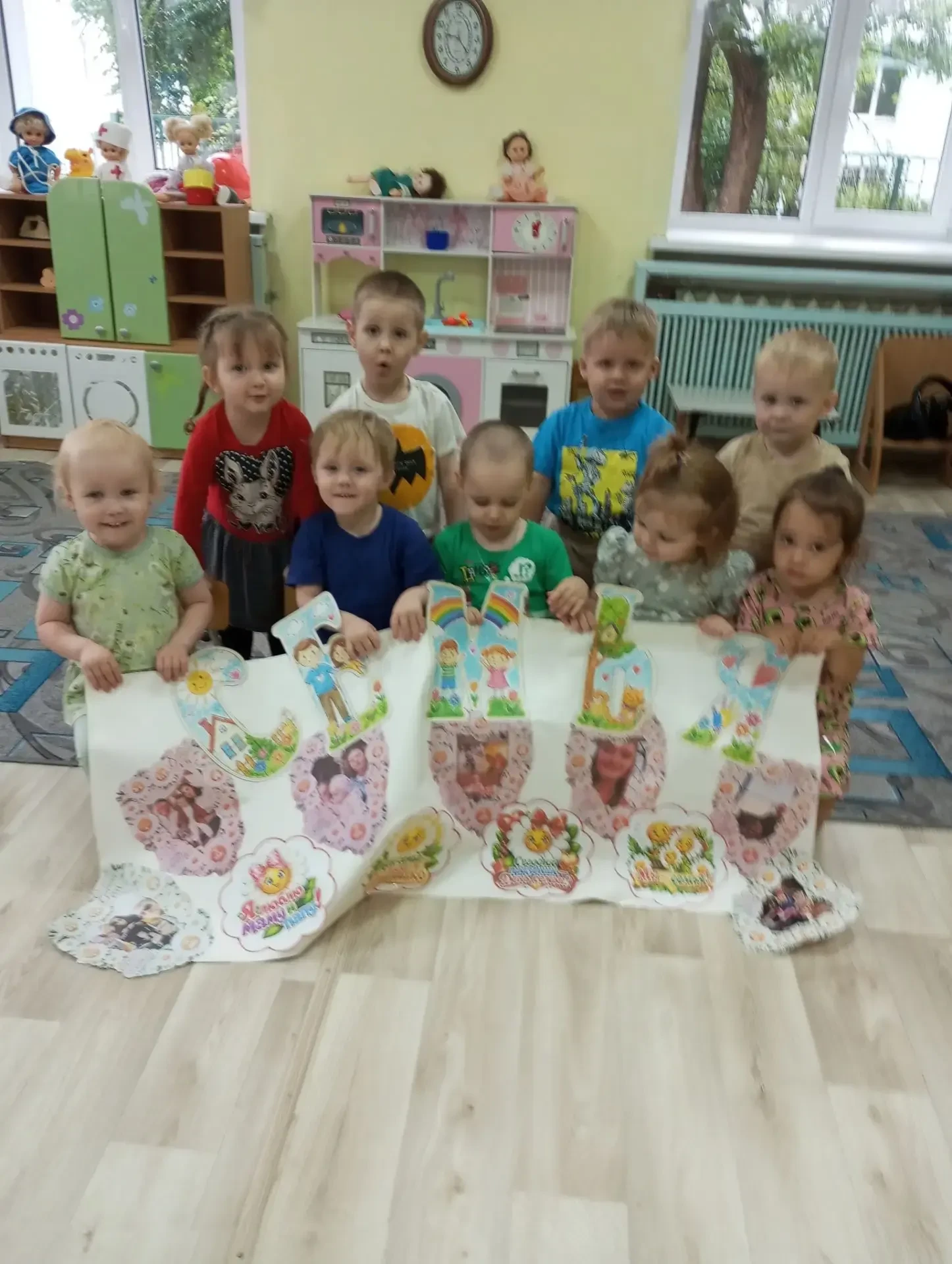 🌼 Неделя семьи, любви и верности в младшей группе «Колобок» (Данилова С.И., Ложкина Е.А.)

В дружно