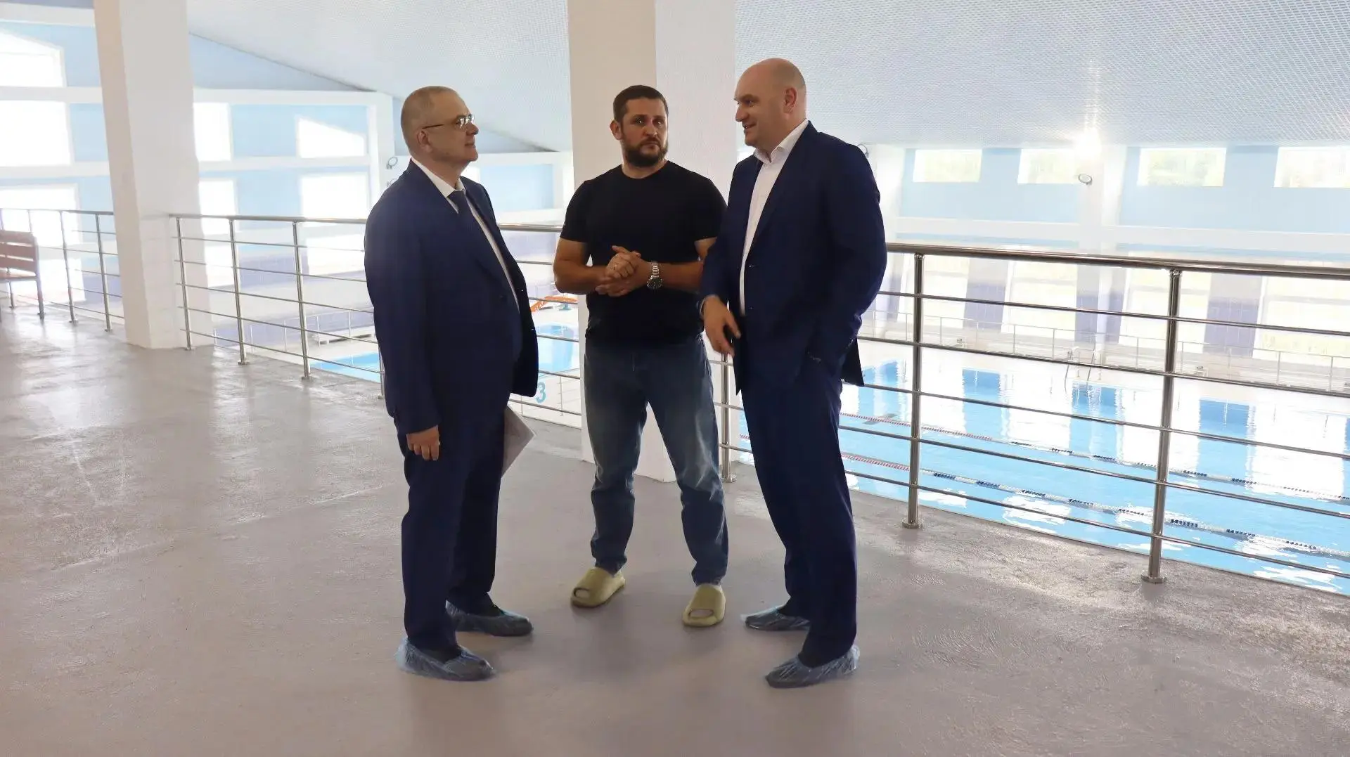Спортивные объекты, новый Дом ремёсел, качество связи, дороги и вывоз мусора — эти вопр...