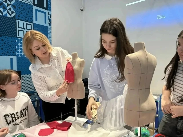 ИСТОРИИ УСПЕХА НАШИХ ВЫПУСКНИКОВ!