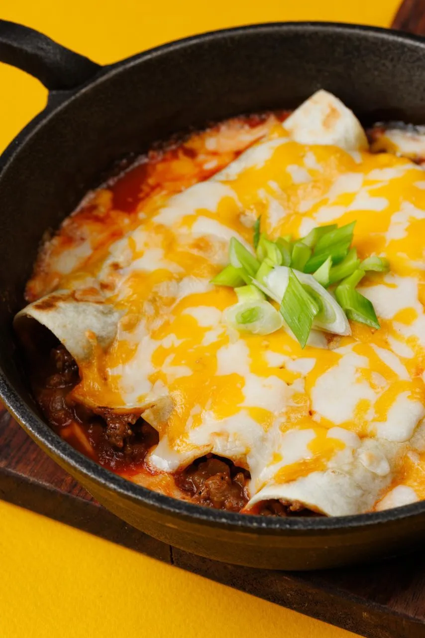 🍳 В такую погоду, как никогда кстати  отдельный раздел «СКОВОРОДКИ» из меню Chupito
