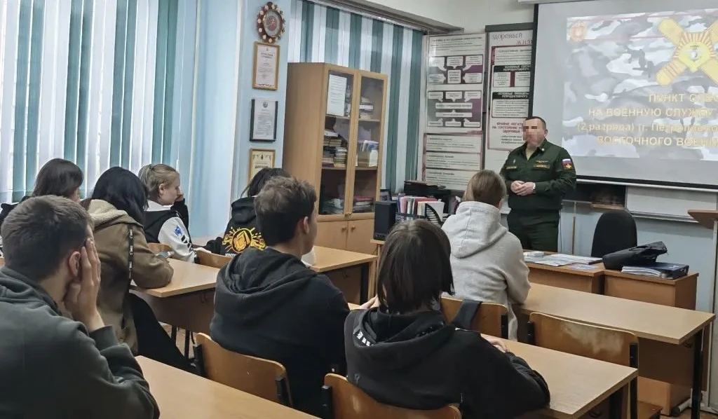 Состоялась встреча студентов-выпускников Камполитеха с представителями Министерства обо...