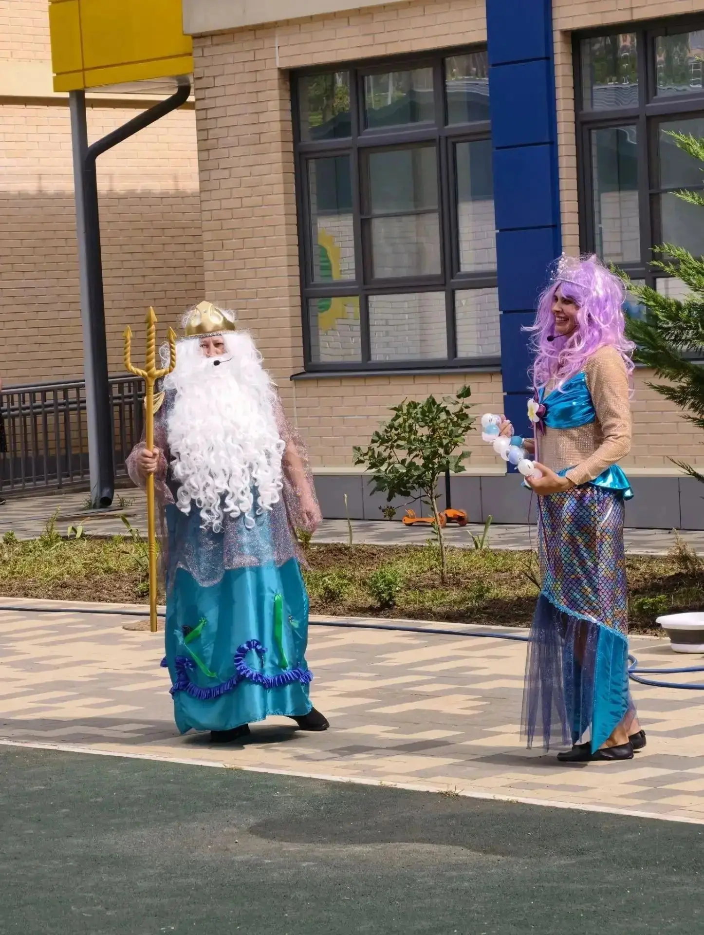 🌞В жаркий летний день наш детский сад превратился в настоящее подводное царство!🌊 По волнам музыки