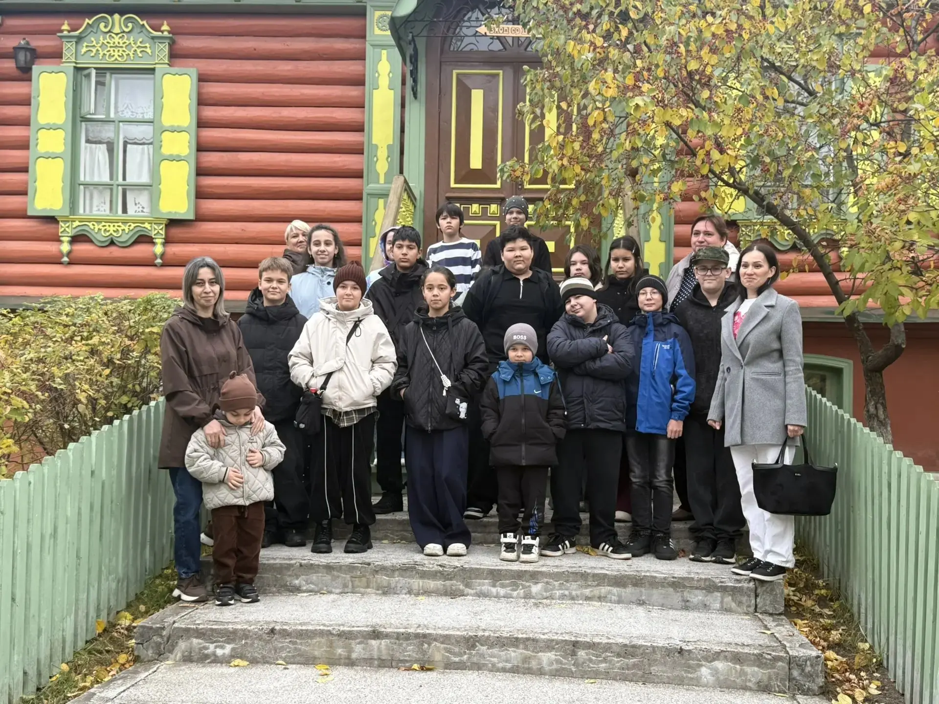 💫 Берём друзей, идём в музей!