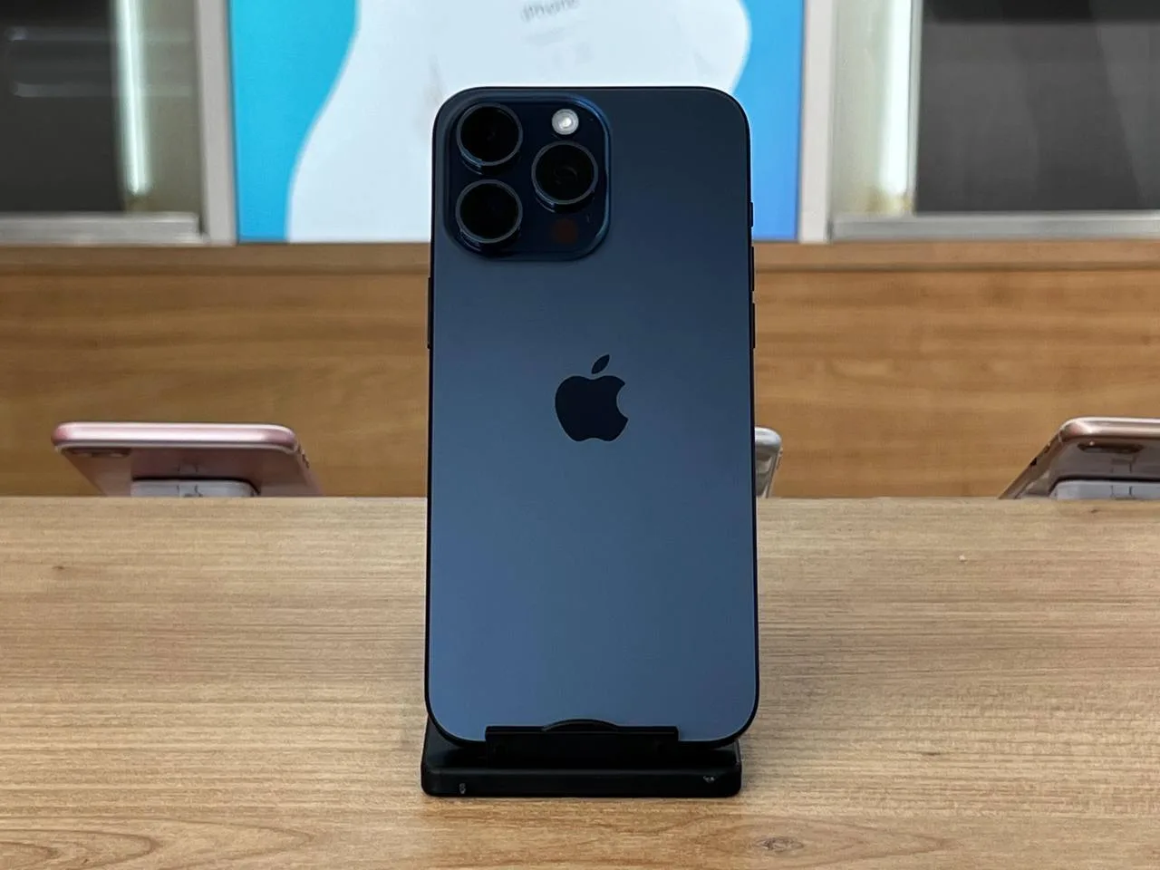Apple iPhone 15 Pro 128 Blue Titanium