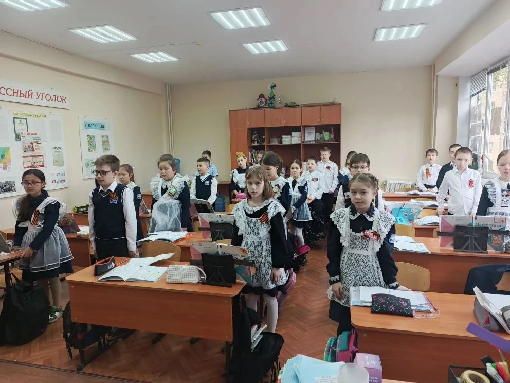 Лицеисты присоединились к Всероссийской акции «Светлой памяти павших в борьбе против фашизма» 🕯🤍    