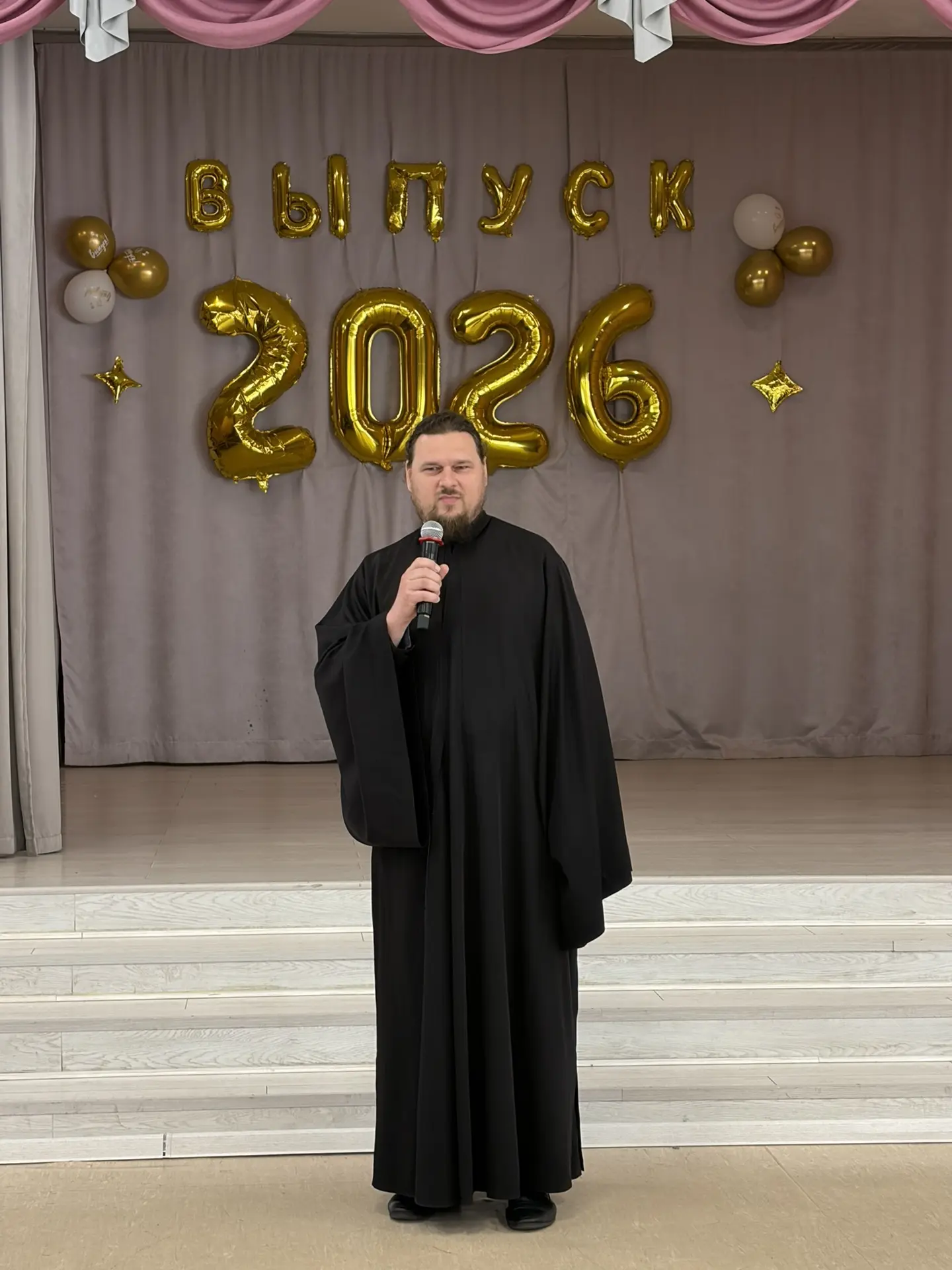 🎓💔 Наш первый корпус сегодня опустел. Но опустел не стенами — сердцем.  Прозвенел последний звонок д