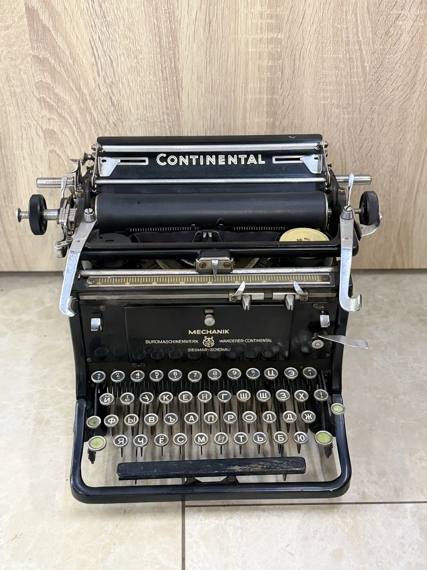 Винтажная немецкая печатная машинка Kontinental 1935-1940 г.