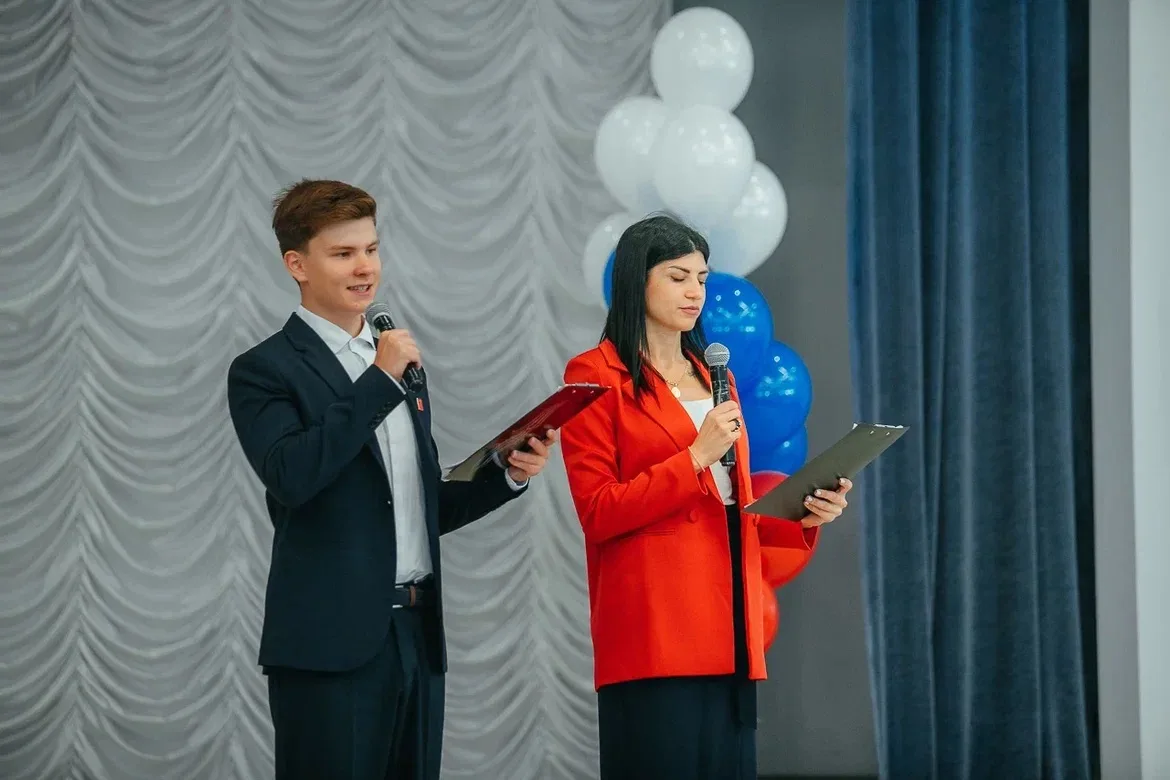 🎉 ДЕНЬ ЗНАНИЙ! ТОРЖЕСТВЕННАЯ ЛИНЕЙКА В ЦО №15 «ЛУЧ»! 🔔 💐