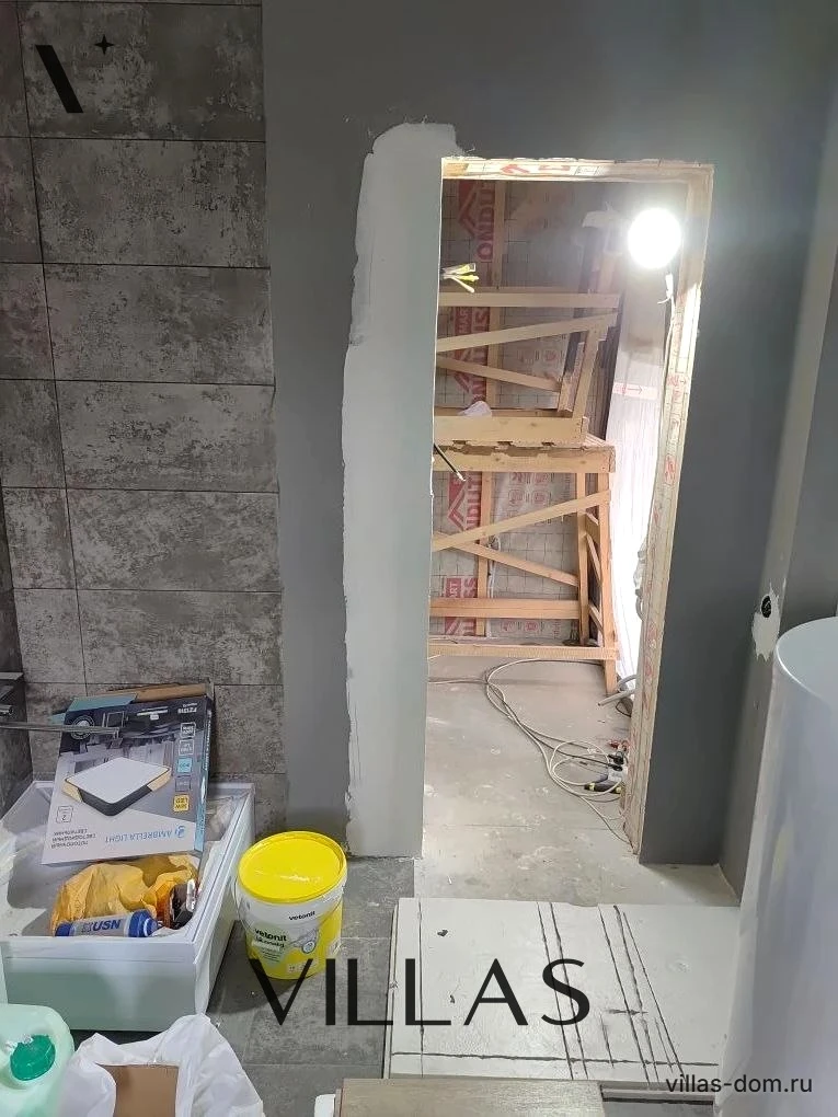 Дом постепенно наполняется деталями. 🏡