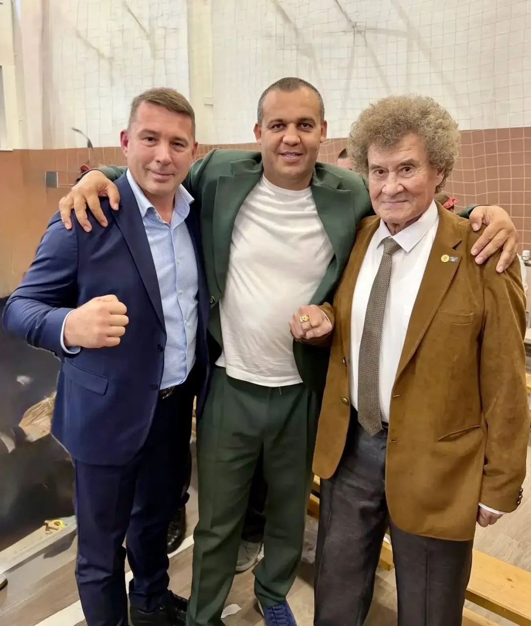 Сегодня поздравляем с днём рождения человека-легенду — Александра Евгеньевича Жеребцова...
