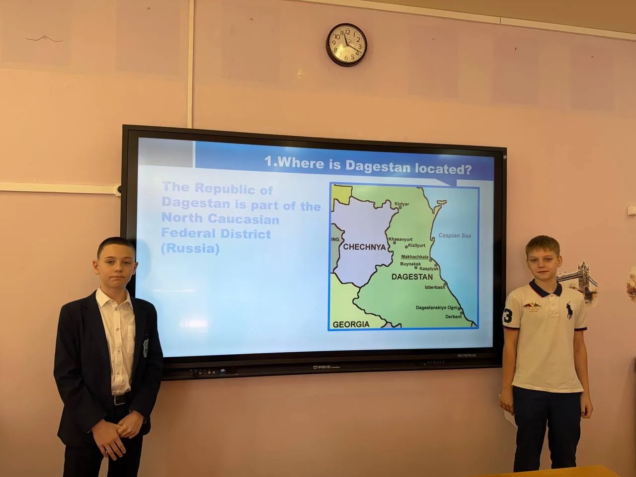🗺️ Неделя иностранных языков в 6 «А»: путешествие по культурным сокровищам России  В рамках предметн
