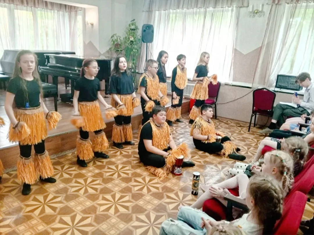 Вчера ребята подготовительного  отделения увидели выступление  учащихся 3 класса музыка...