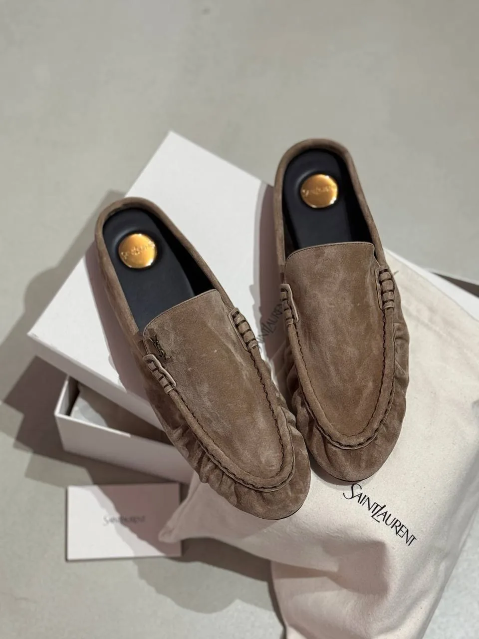 SAINT LAURENT