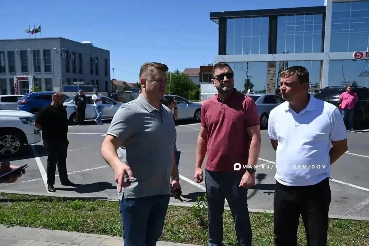 Белгород готовится отметить 83-ю годовщину освобождения от немецко-фашистских захватчиков

На совеща