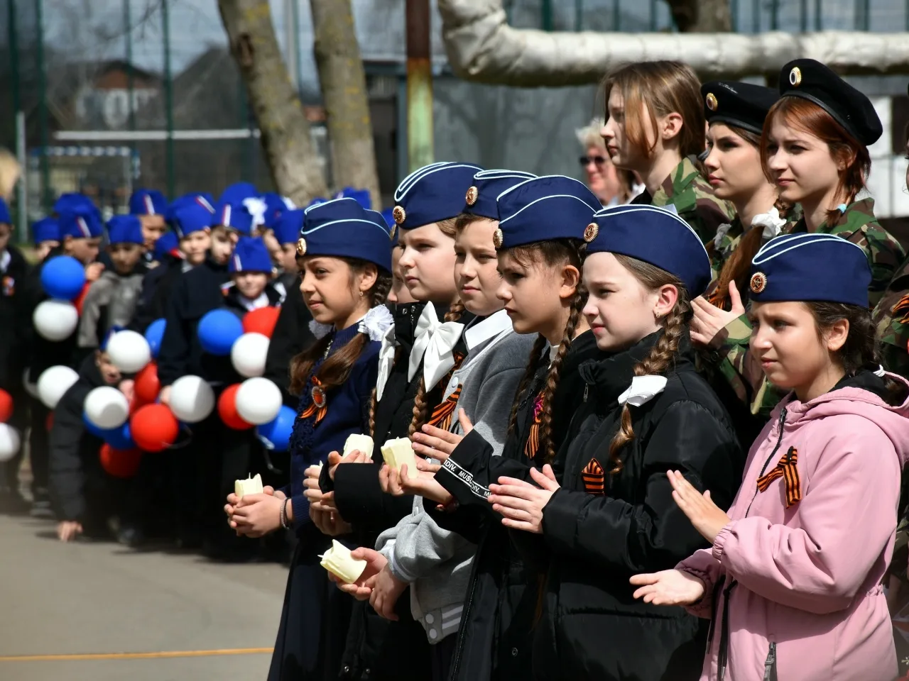 Герой на стене, память в сердце!  Сегодня в школе №4 состоялось торжественное открытие мурала с изоб