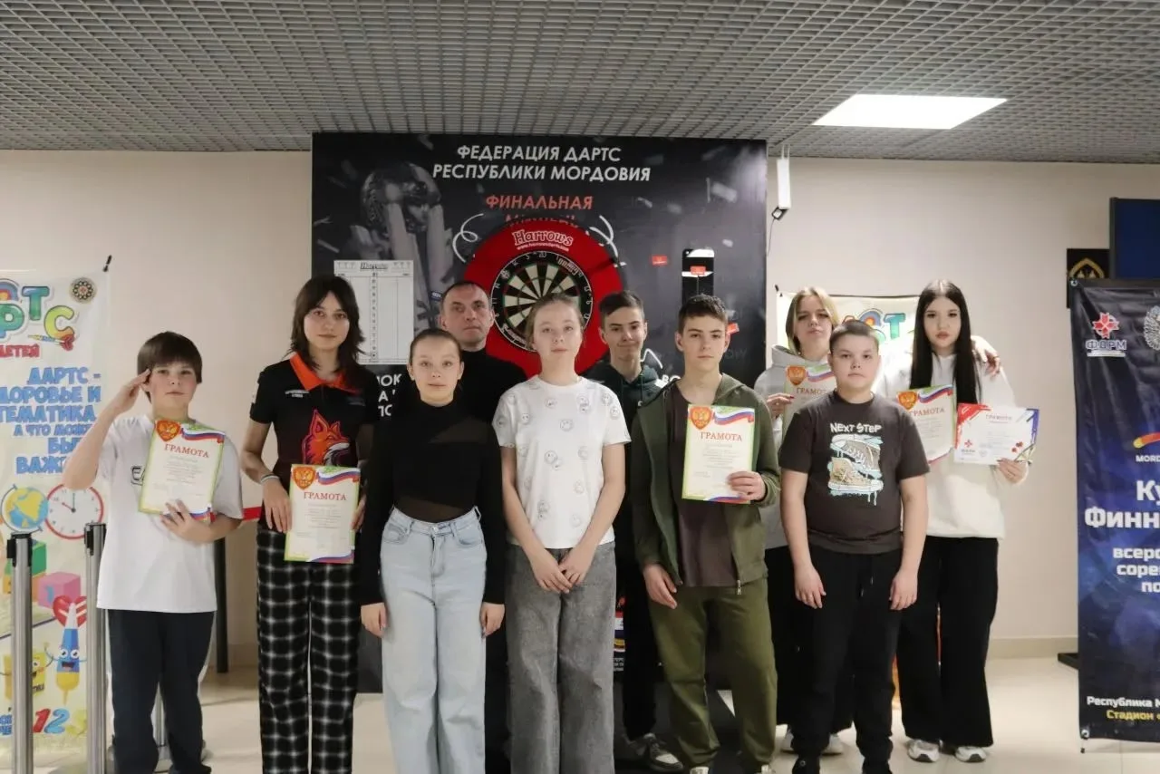 Поздравляем воспитанников дартс-клуба нашей школы и их тренера Пазяева С. Н.🏆👏👏👏