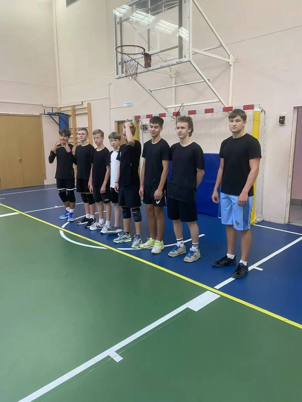 🏅Хотим рассказать о наших достижениях в спорте в этом учебном году   🏐 Волейбол Наши ребята достойно