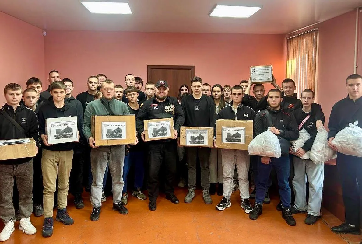 Кузбасские студенты и педагоги продолжают поддерживать бойцов спецоперации, помогая приблизить побед
