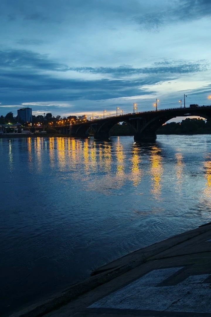 Вечерний Иркутск 💦🌒

📍 Иркутск
👉 Подписаться
🔥 Иркутск ЧП