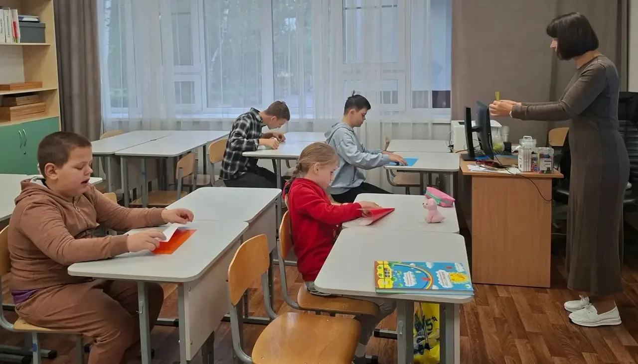 🔶Сегодня ребята из группы комплексной реабилитации сделали закладку в технике оригами.