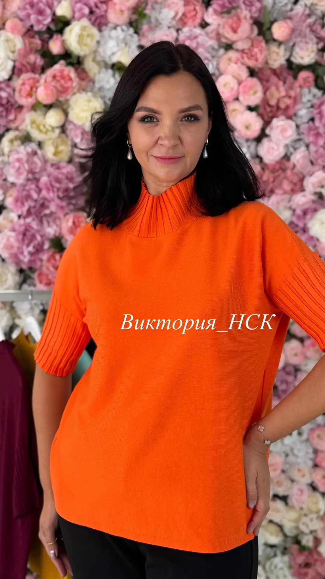 Девочки ,шикарные американки на повторе.